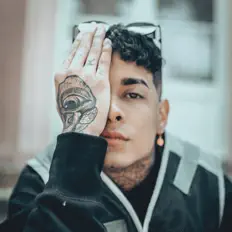Listen to Darho, watch music videos, read bio, see tour dates & more!