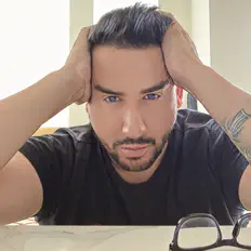Poslechněte si interpreta Max Forzan, sledujte hudební videa, přečtěte si životopis, podívejte se na data turné a další informace.