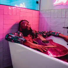 收听 TyStringz、观看音乐视频、阅读小传、查看巡演日期等 ！