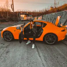 Escucha a MILA, mira videos musicales, lee su biografía, consulta las fechas de las gira y más.