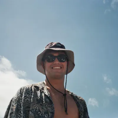 Listen to Cuan Robertson, watch music videos, read bio, see tour dates & more!