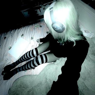 TRIPPIN (feat. HXLX) - Single