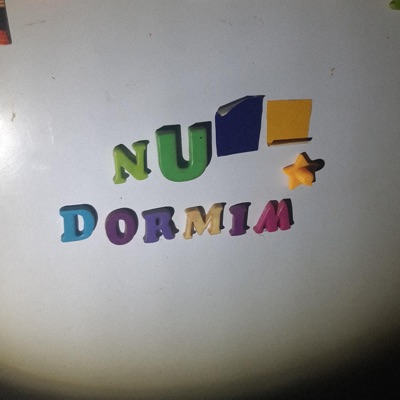 Nu Dormim (feat. Cozma)