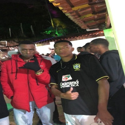 ESSA MENINA E CHAPA QUENTE (feat. DJ FUMO DO SãO PEDRO) - Single