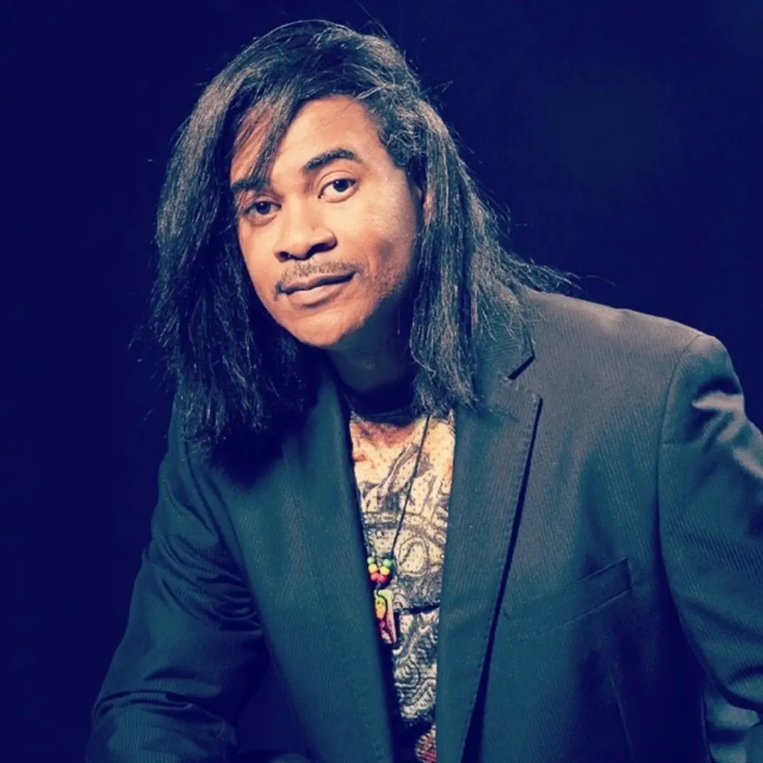 Elvis Decena - Ojos Azules