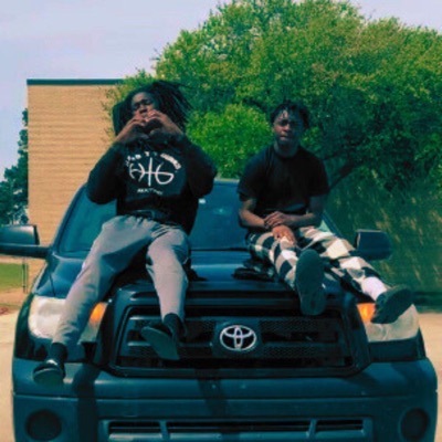 HollaBack at her - Single