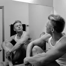 Blake Foster dinle, müzik videolarını izle, biyografisini oku, tur tarihlerini ve daha fazlasını gör!