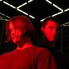 Ouça chernoe more, assista a videoclipes, leia a biografia, veja as datas das turnês e mais!