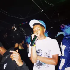 ChrisDaDonを聴いたり、ミュージックビデオを鑑賞したり、経歴やツアー日程などを確認したりしましょう！