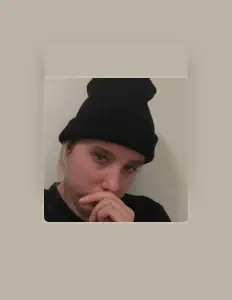Poslechněte si interpreta SuzannaVicii, sledujte hudební videa, přečtěte si životopis, podívejte se na data turné a další informace.