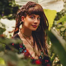 Listen to Lisa Oribasi, watch music videos, read bio, see tour dates & more!