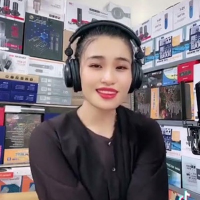 Victoria Brown - Cắt Đôi Nỗi Sầu-Dân Ca