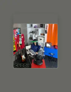Luister naar BUDDY, bekijk muziekvideo's, lees de bio, bekijk de tourdata, en meer!