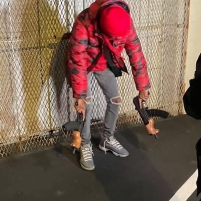 On Live(Mo P) [Live] - Single