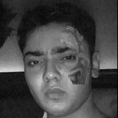 Ouve T-Zar, vê vídeos de música, lê a biografia, vê as datas da digressão e muito mais!