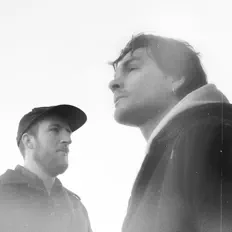 Ouve Neck&Neck, vê vídeos de música, lê a biografia, vê as datas da digressão e muito mais!