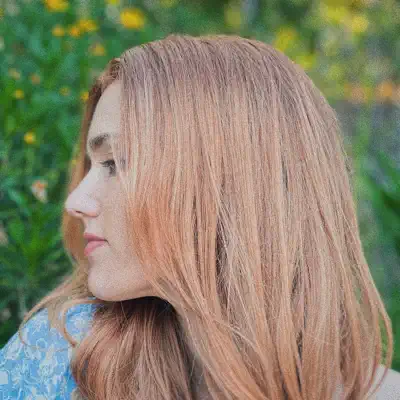 Listen to Helena Mayer, watch music videos, read bio, see tour dates & more!