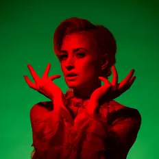 Posłuchaj wykonawcy Zellen, obejrzyj teledyski, przeczytaj biografię, zobacz daty tras koncertowych i nie tylko!