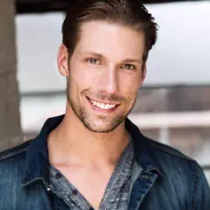 Justin Marrone: песни, клипы, биография, даты выступлений и многое другое.