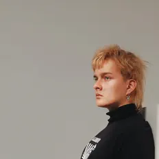 Amir Fox을(를) 듣고, 뮤직 비디오를 보고, 약력을 읽고, 투어 일정 등을 확인하세요!