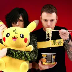 收听 ODVA、观看音乐视频、阅读小传、查看巡演日期等 ！