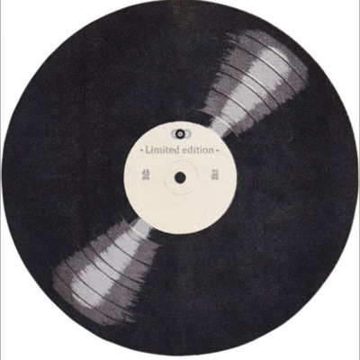 Chuckz n White Laces - Single