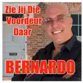 Zie jij die voordeur daar