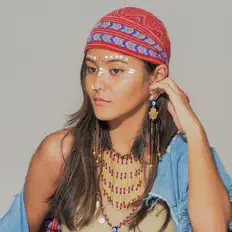 Escucha a Peaceful Gemini, mira videos musicales, lee su biografía, consulta las fechas de las gira y más.