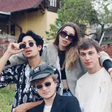 收听 SWAY AWAY、观看音乐视频、阅读小传、查看巡演日期等 ！