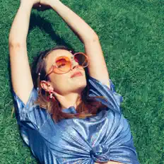 Listen to Sabi Satizábal, watch music videos, read bio, see tour dates & more!