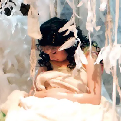 Listen to Hellen Kwon, watch music videos, read bio, see tour dates & more!