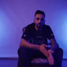 Hör dir 3Mendy an, schau dir Musikvideos an, lies die Biografie, finde Tourdaten und mehr!