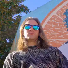 Ascolta J.Switay, guarda video musicali, leggi la biografia, vedi le date del tour & altro!