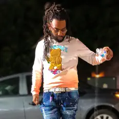 Laz tha Hustlaを聴いたり、ミュージックビデオを鑑賞したり、経歴やツアー日程などを確認したりしましょう！