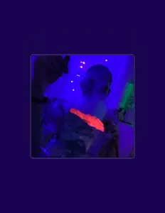 Ouça SEN, assista a videoclipes, leia a biografia, veja as datas das turnês e mais!