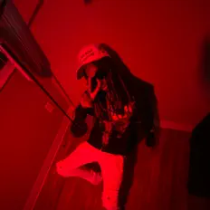Listen to Que 9, watch music videos, read bio, see tour dates & more!