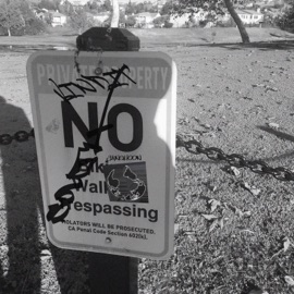 SOUTH (feat. Janghoon) Vindit