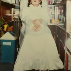 산 San - Single