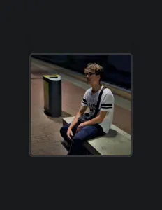 Écoutez Iustin Nacu, regardez des vidéoclips, lisez la biographie, consultez les dates de tournée et plus encore !