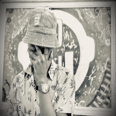 Mambokadzi Ve Dance Floor (feat. Attraction) - Single