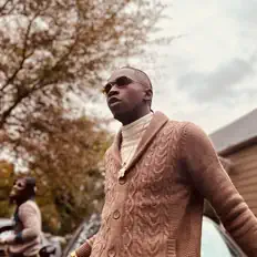 Ouve SuavoMKC, vê vídeos de música, lê a biografia, vê as datas da digressão e muito mais!