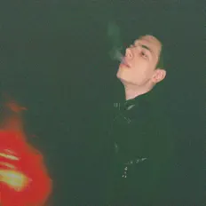 收听 LID、观看音乐视频、阅读小传、查看巡演日期等 ！