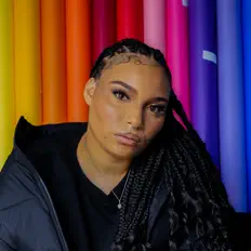 Sharna Bass을(를) 듣고, 뮤직 비디오를 보고, 약력을 읽고, 투어 일정 등을 확인하세요!