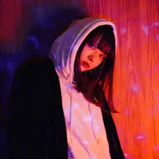 收听 MakiAdachi、观看音乐视频、阅读小传、查看巡演日期等 ！