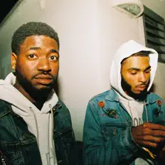 The DRsを聴いたり、ミュージックビデオを鑑賞したり、経歴やツアー日程などを確認したりしましょう！