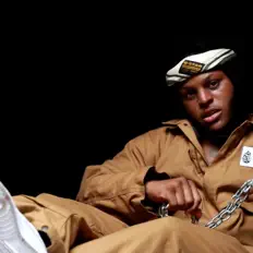 Kquebec सुनें, म्यूज़िक वीडियो देखें, बायो पढ़ें, दौरे की तारीखें और बहुत कुछ देखें!