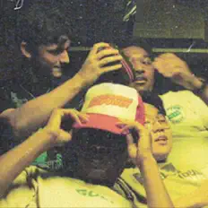 聆聽 Jeremy Stein、觀看音樂影片、閱讀小傳、查看巡演日期等！