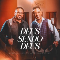 DEUS SENDO DEUS
