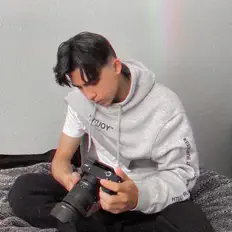 Posłuchaj wykonawcy Charlie Diaz, obejrzyj teledyski, przeczytaj biografię, zobacz daty tras koncertowych i nie tylko!