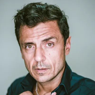 Listen to Singer Muratti, watch music videos, read bio, see tour dates & more!